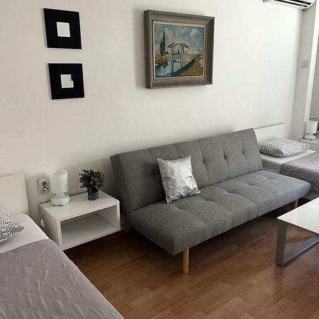 Arss Apartment Skopje Main Square Esterno foto