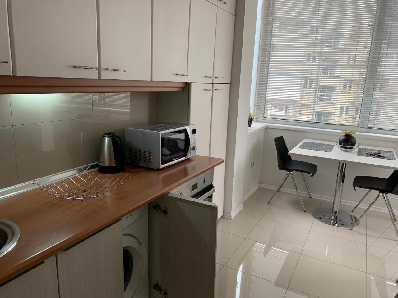 Arss Apartment Skopje Main Square Esterno foto